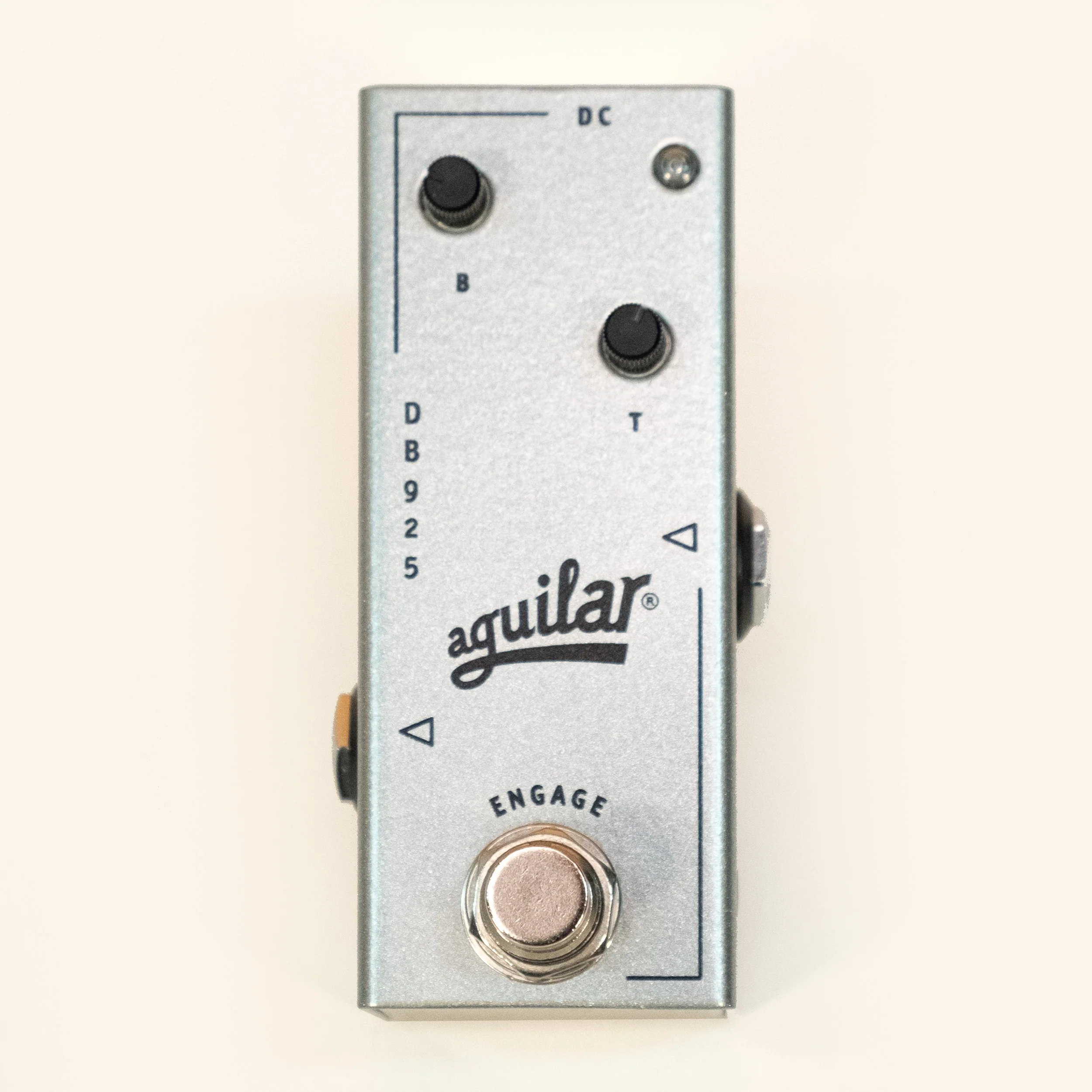 Aguilar DB 925 Bass Preamp Guitar Effects Pedal "As New" - Preloved (512-000)
