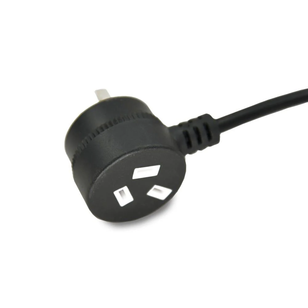AVE PCL2M PowerCON Mains 240V Power Lead 2m - Image 3