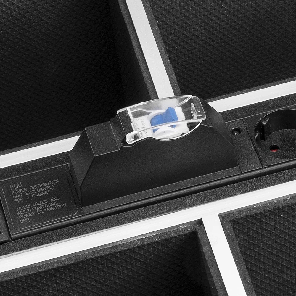 Beamz PRO BBP66 Uplight Par 6X6W DMX Flightcase - Image 12