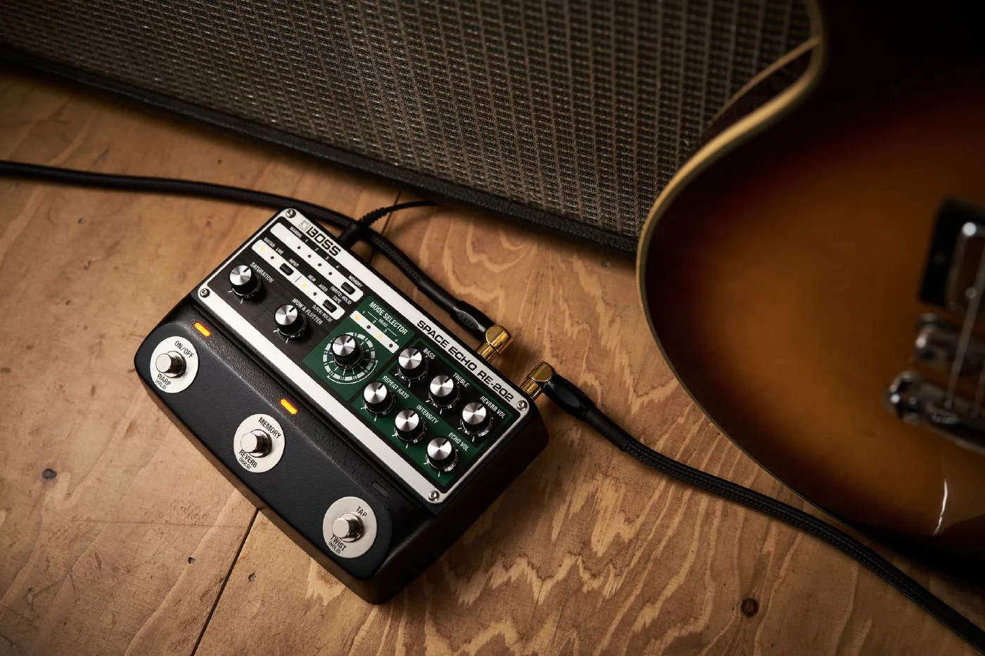 BOSS RE202 Space Echo Guitar Effects Pedal - Image 3