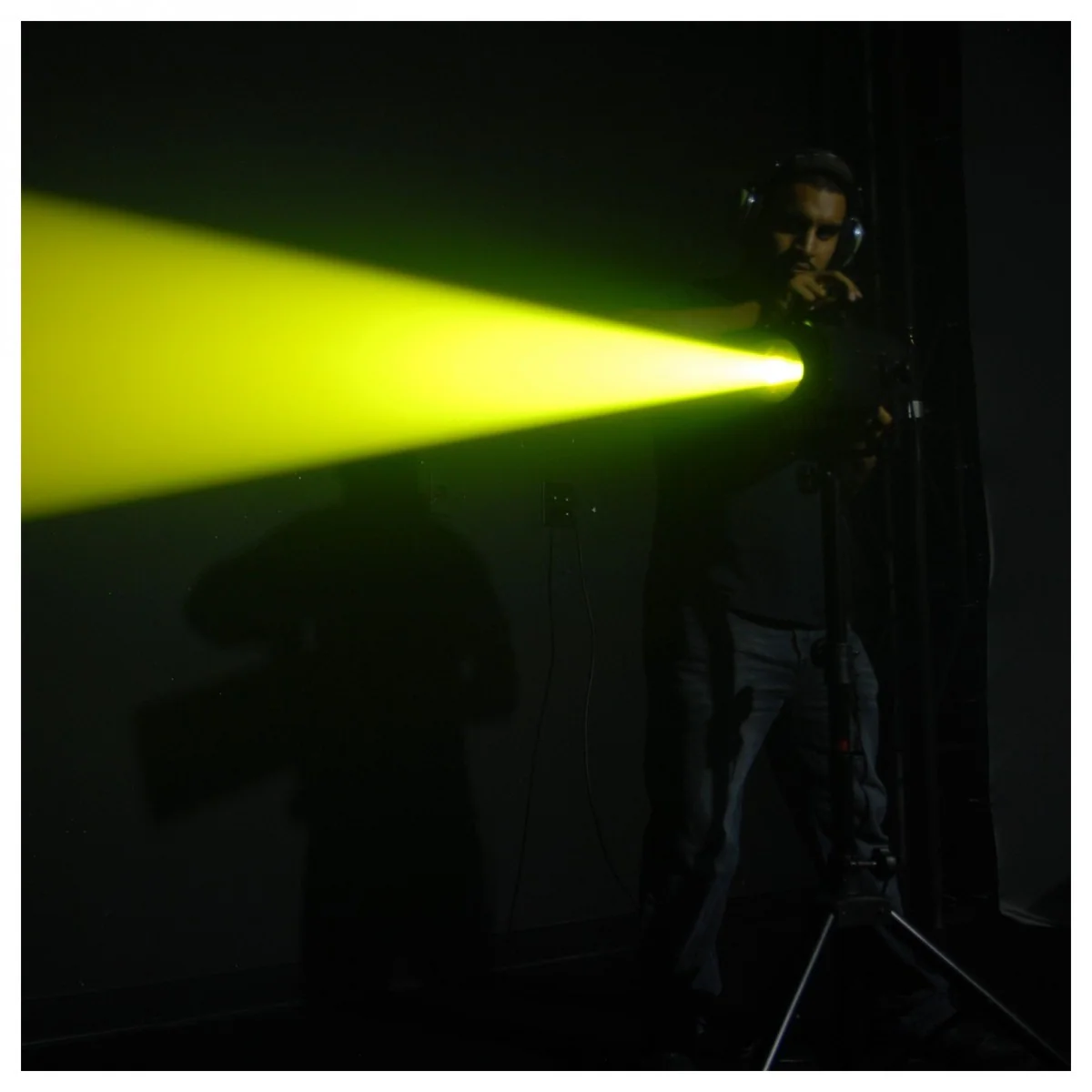 Chauvet DJ FollowSpot 200ST LED FollowSpot - Image 6