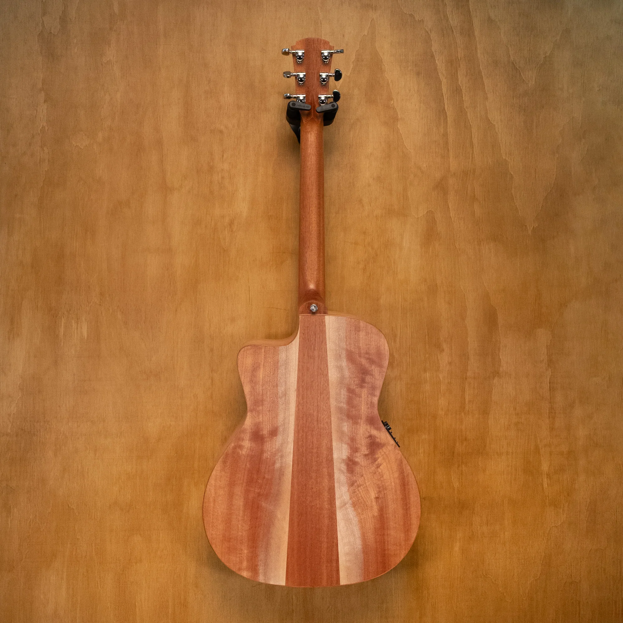 Cole Clark Studio AN1EC Redwood Maple Acoustic Guitar (26022947) - Preloved - Image 2