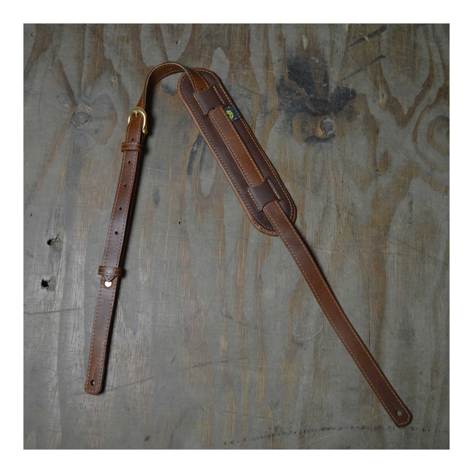 Colonial Leather Vintage Style Padded and Upholstery Backed Guitar Strap - Brown and Tan - Image 5