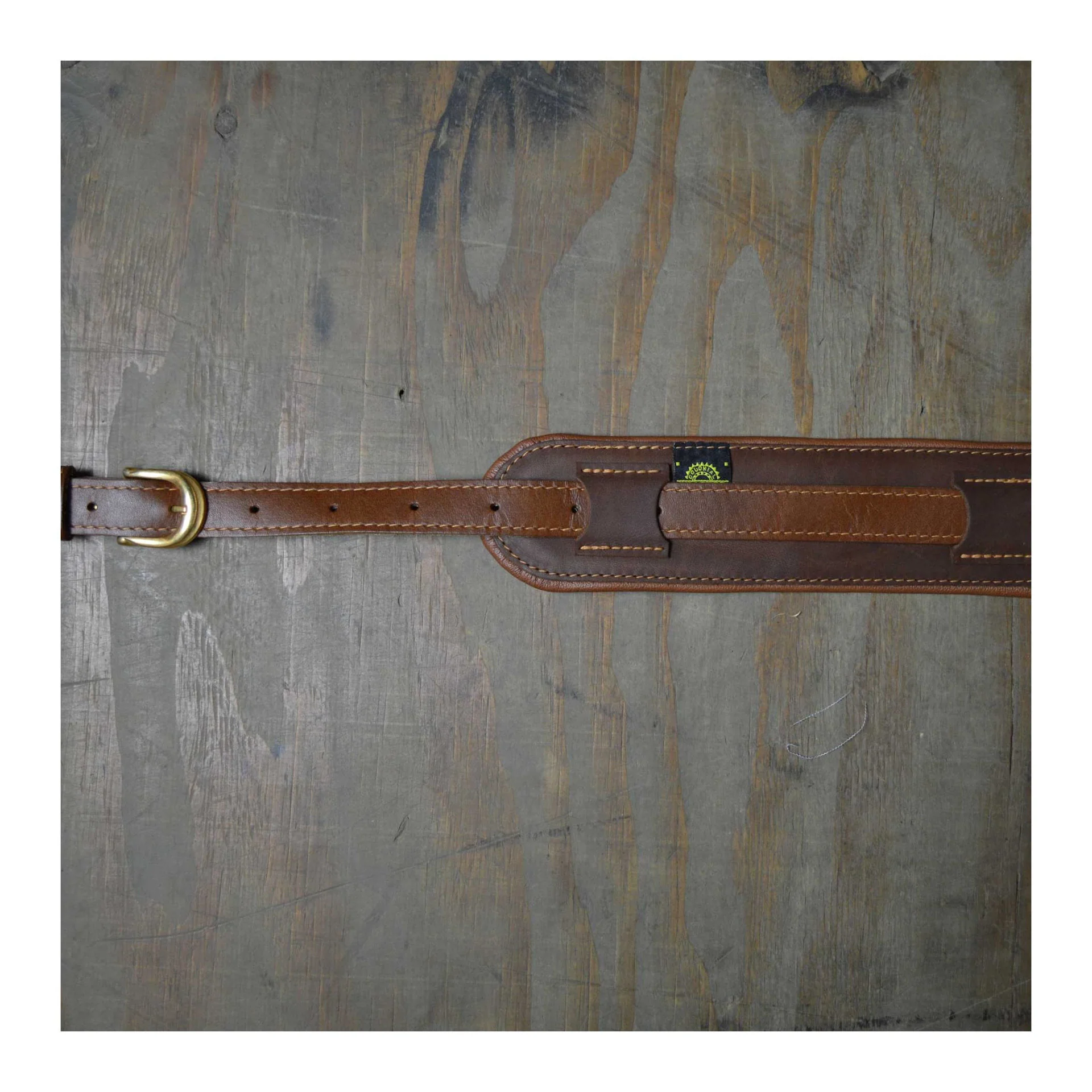 Colonial Leather Vintage Style Padded and Upholstery Backed Guitar Strap - Brown and Tan - Image 6