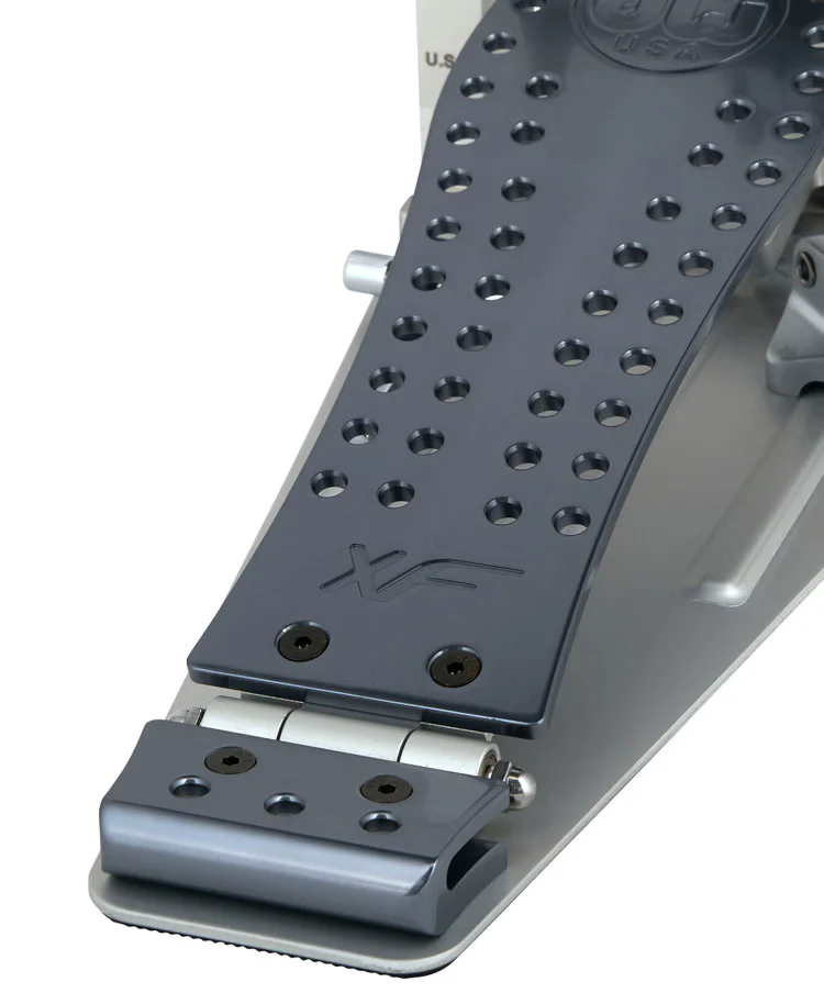DW MFG Machined Chain Drive Double Bass Drum Pedal with Extended Footboard - Image 4