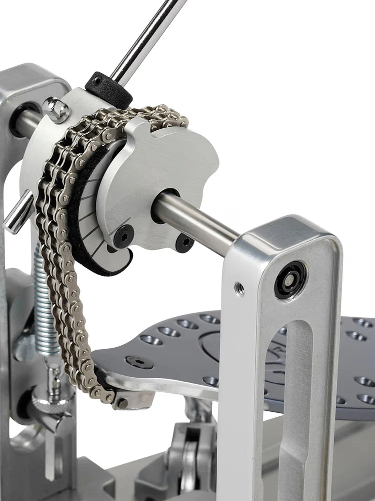 DW MFG Machined Chain Drive Single Bass Drum Pedal with Extended Footboard - Image 2