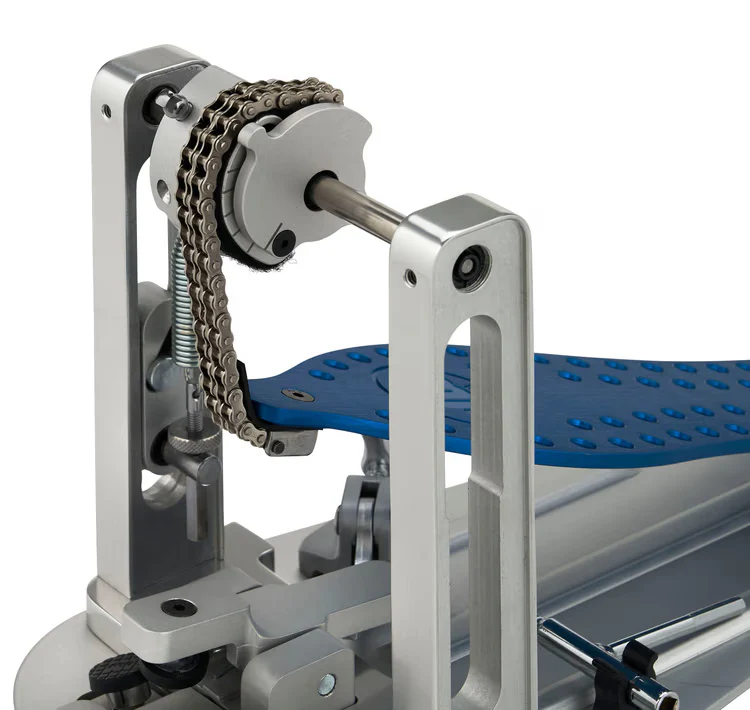 DW MFG Series Machined Chain Drive Single Bass Drum Pedal with Bag - Blue - Image 3