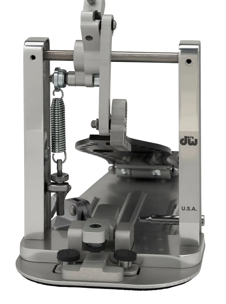 DW MFG Series Machined Direct Drive Single Bass Drum Pedal with Bag - Black