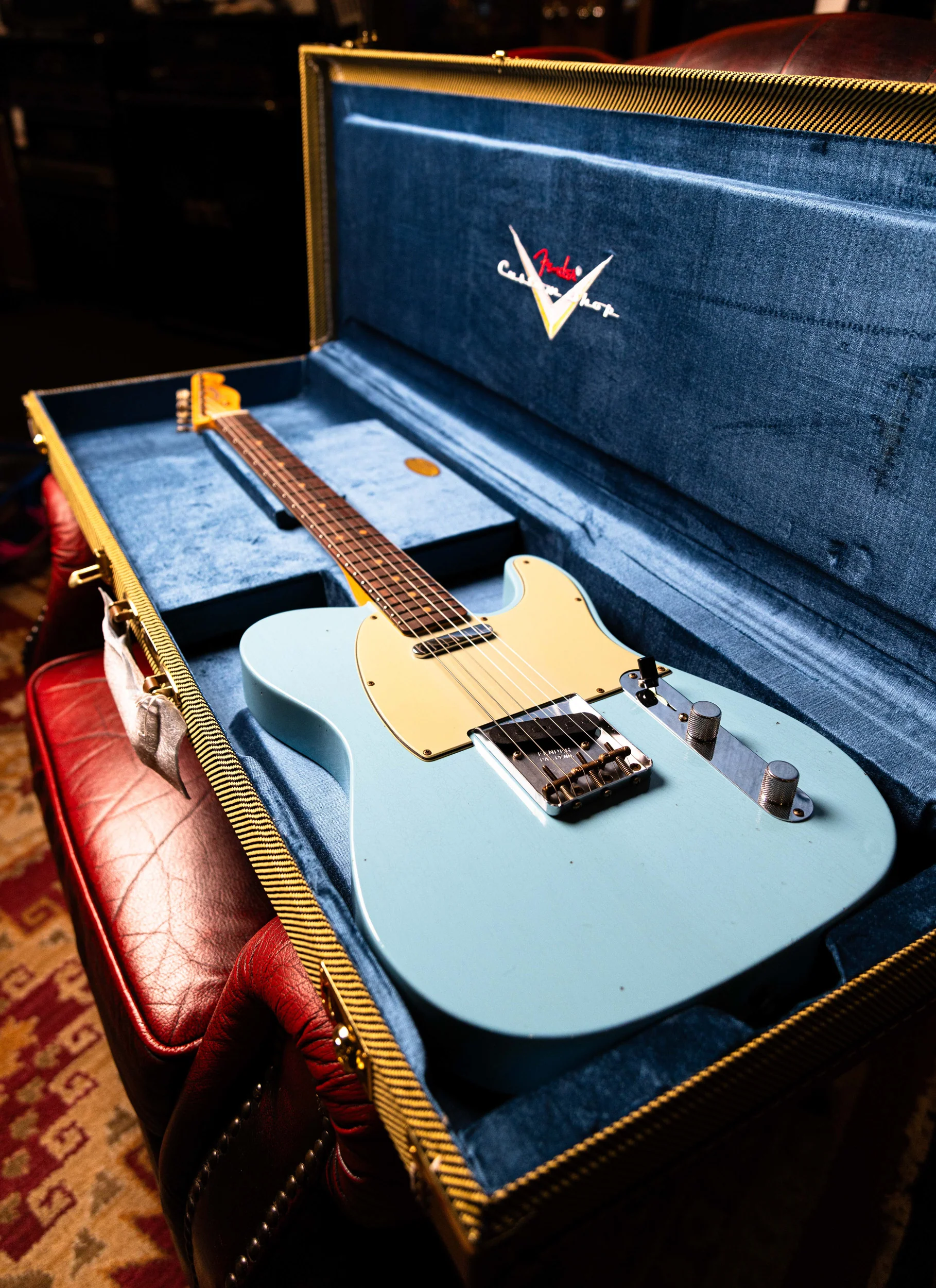 Fender 1963 Journeyman Telecaster Electric Guitar Relic 3A Rosewood Fingerboard in Daphne Blue - Image 7