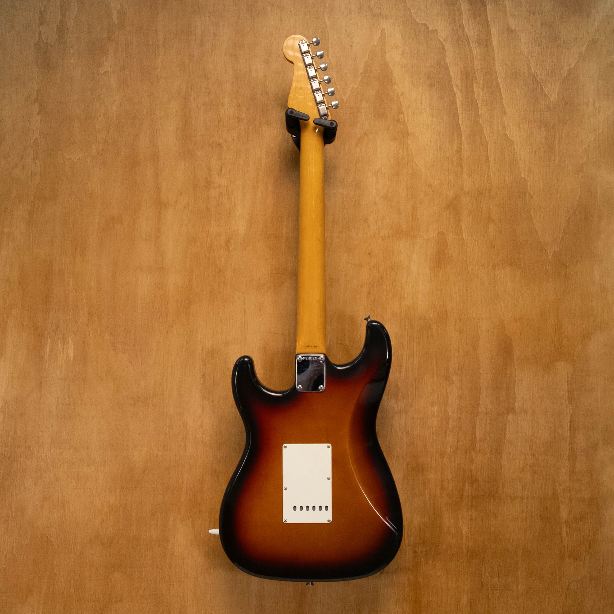 Fender '62 Stratocaster ST62-480 Electric Guitar in 3-Tone Sunburst Made in Japan '90 (K011081) - Preloved - Image 2