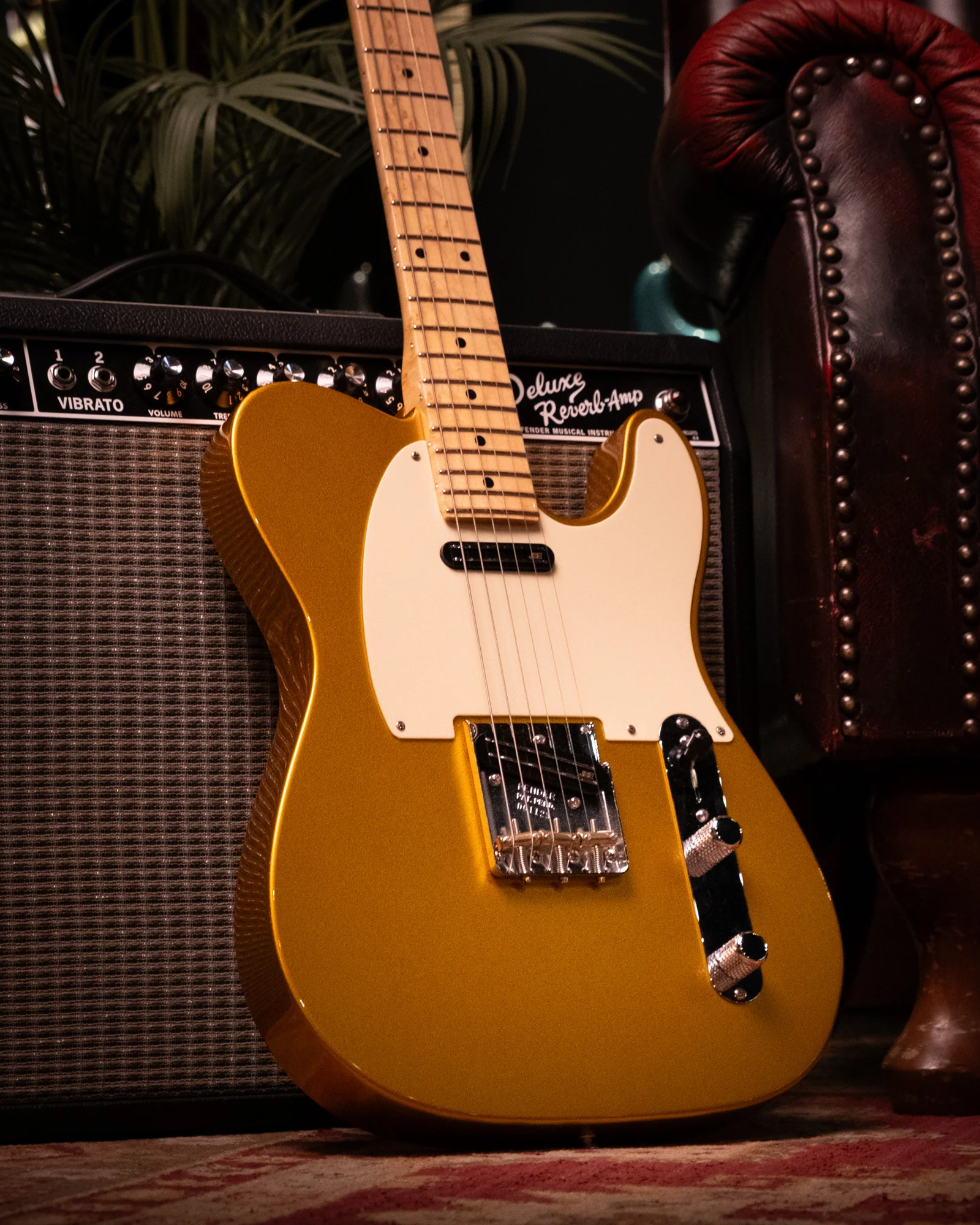 Fender Custom Shop Danny Gatton Signature Telecaster Electric Guitar with Maple Fretboard in Frost Gold - Image 3