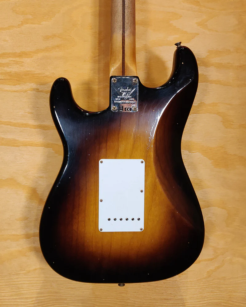 Fender LTD 70th Anniversary 1954 Strat Journeyman Relic 2-Color Sunburst - Image 4
