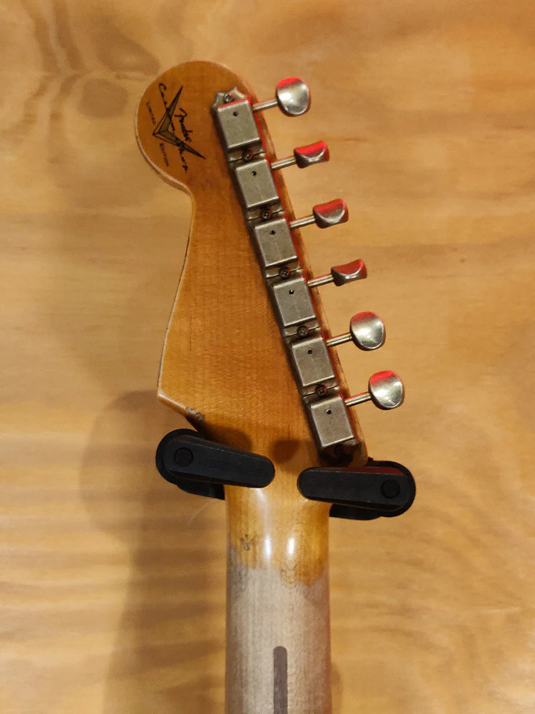 Fender LTD 70th Anniversary 1954 Stratocaster Electric Guitar Super Heavy Relic in 2-Color Sunburst - Image 6
