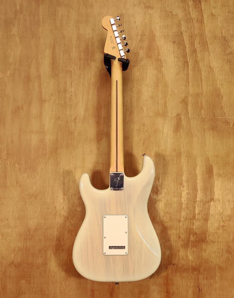 Fender Player II Stratocaster HSS w/Rosewood FB - White Blonde (B-Stock) - Image 2