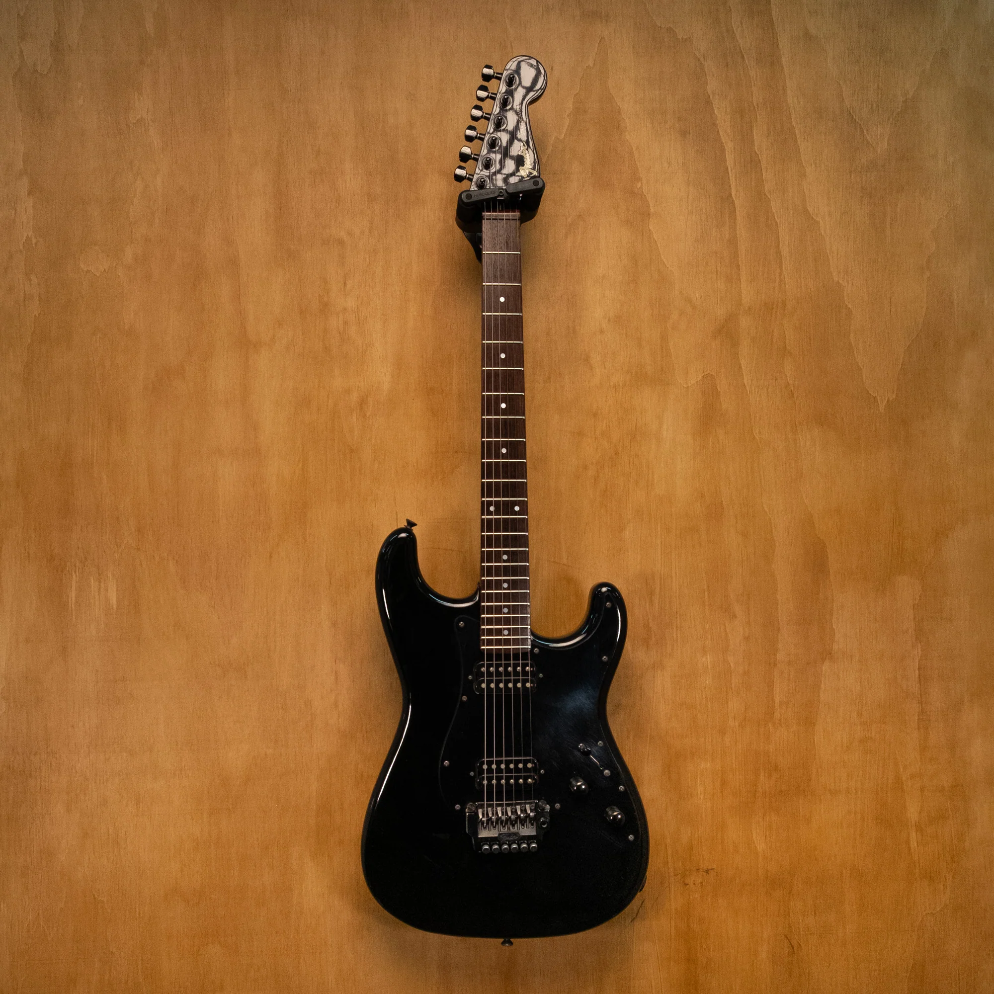 Fender Stratocaster ST-555 HH Electric Guitar in Black Made in Japan '85 (A019097) - Preloved