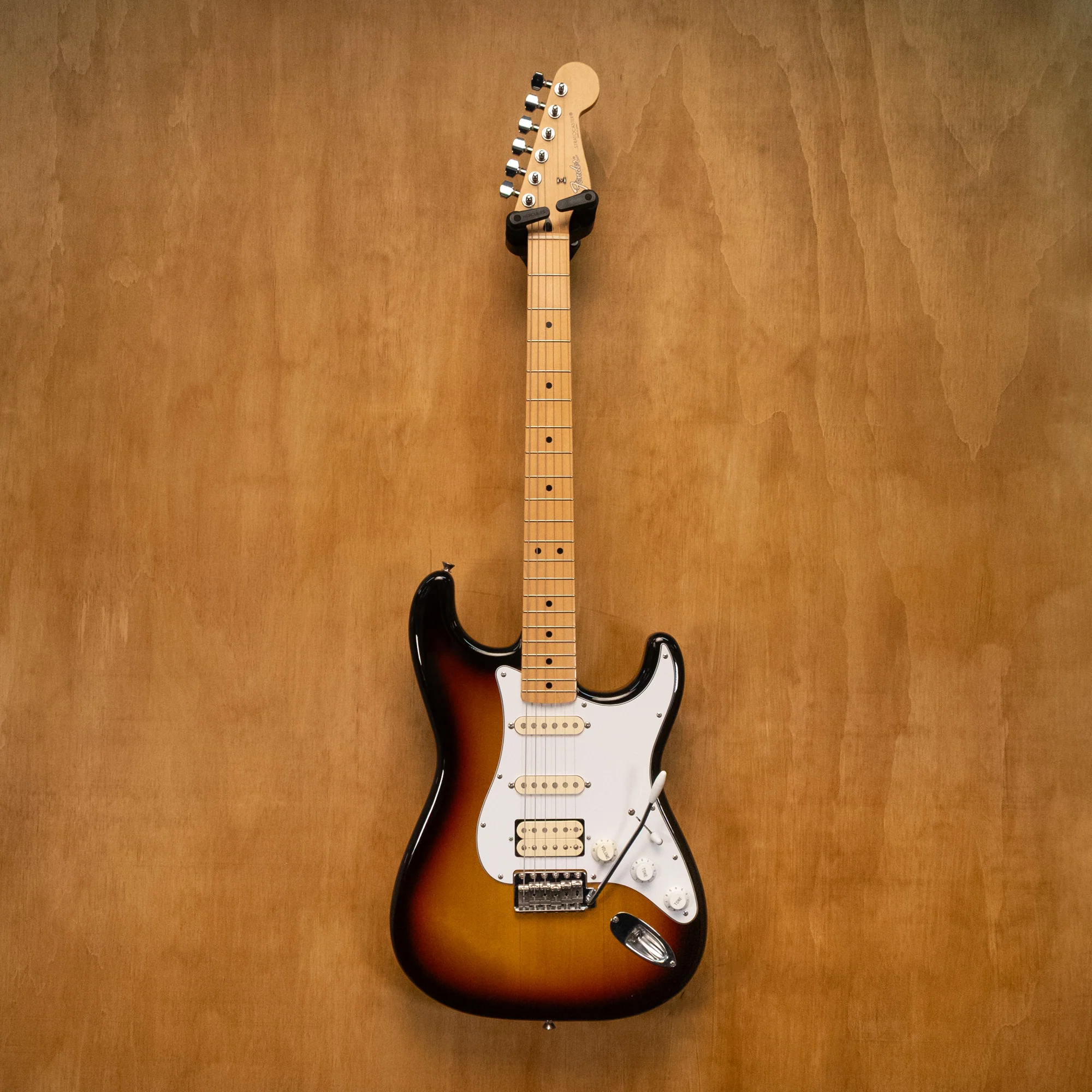Fender Stratocaster ST-STD HSS Electric Guitar in 3 Tone Sunburst Made in Japan '07 (T064545) - Preloved