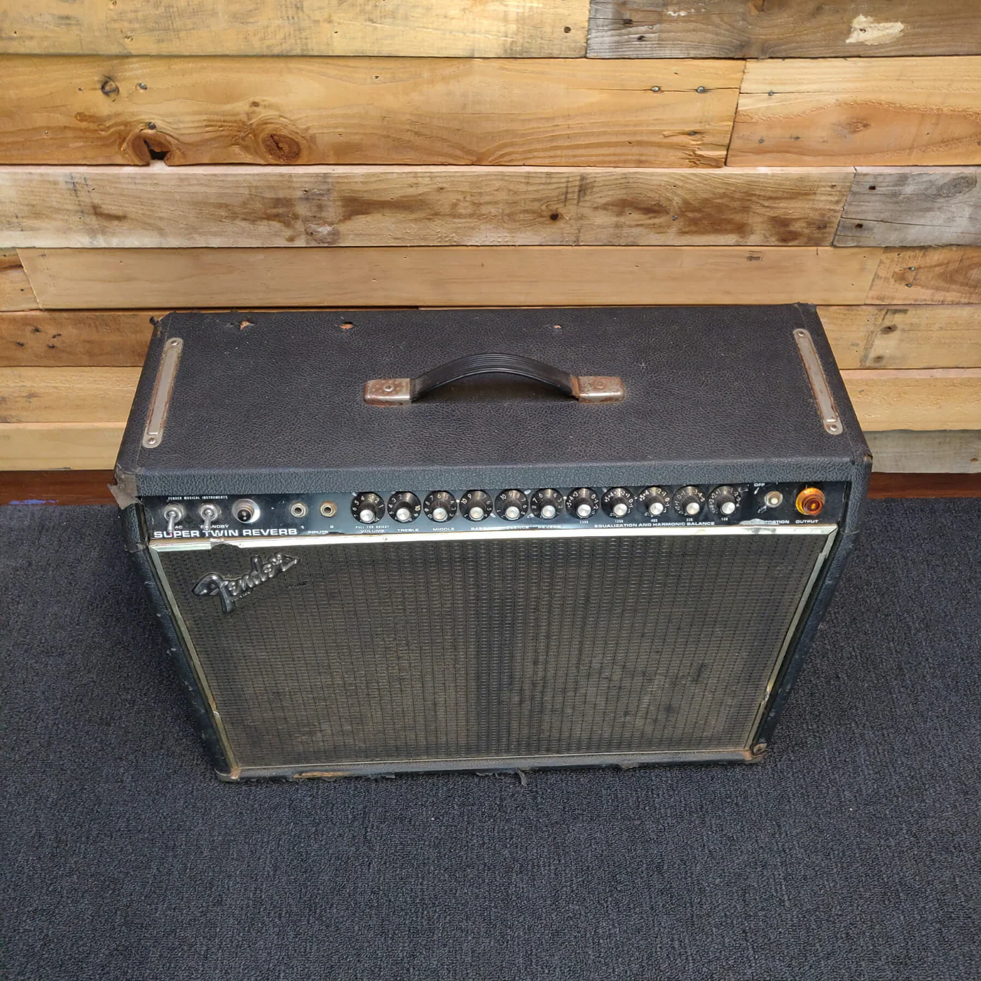 Fender Super Twin 2 x 12 Guitar Combo Amplifier - Fair Condition Preloved - Image 2