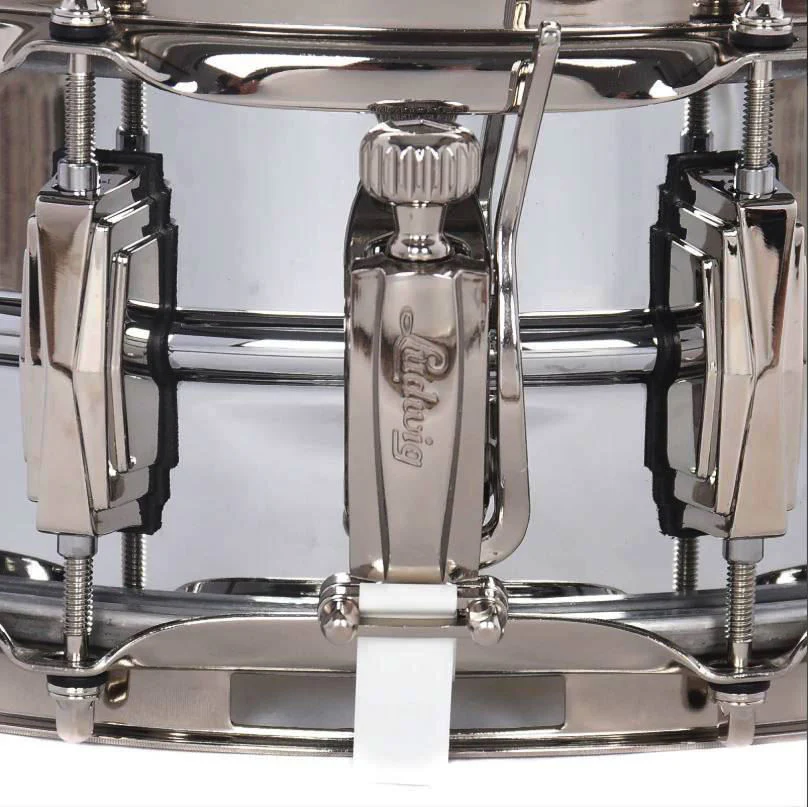 Ludwig 'Super Ludwig' Chrome Over Brass Snare Drum with Nickel Hardware - 5 x 14 inch - Image 4