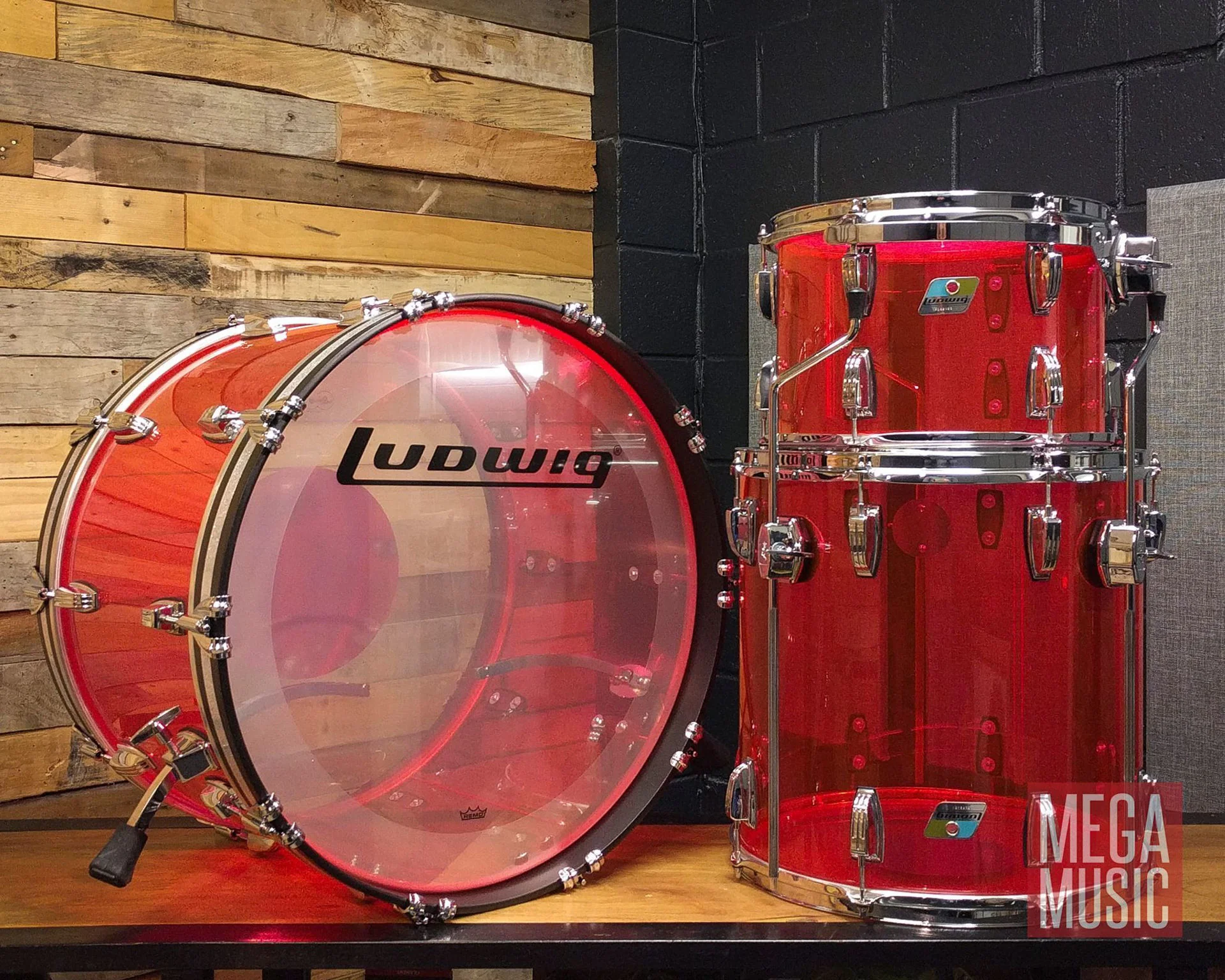 Ludwig Vistalite FAB 22inch 3-Piece Drum Kit in Pink - Image 3