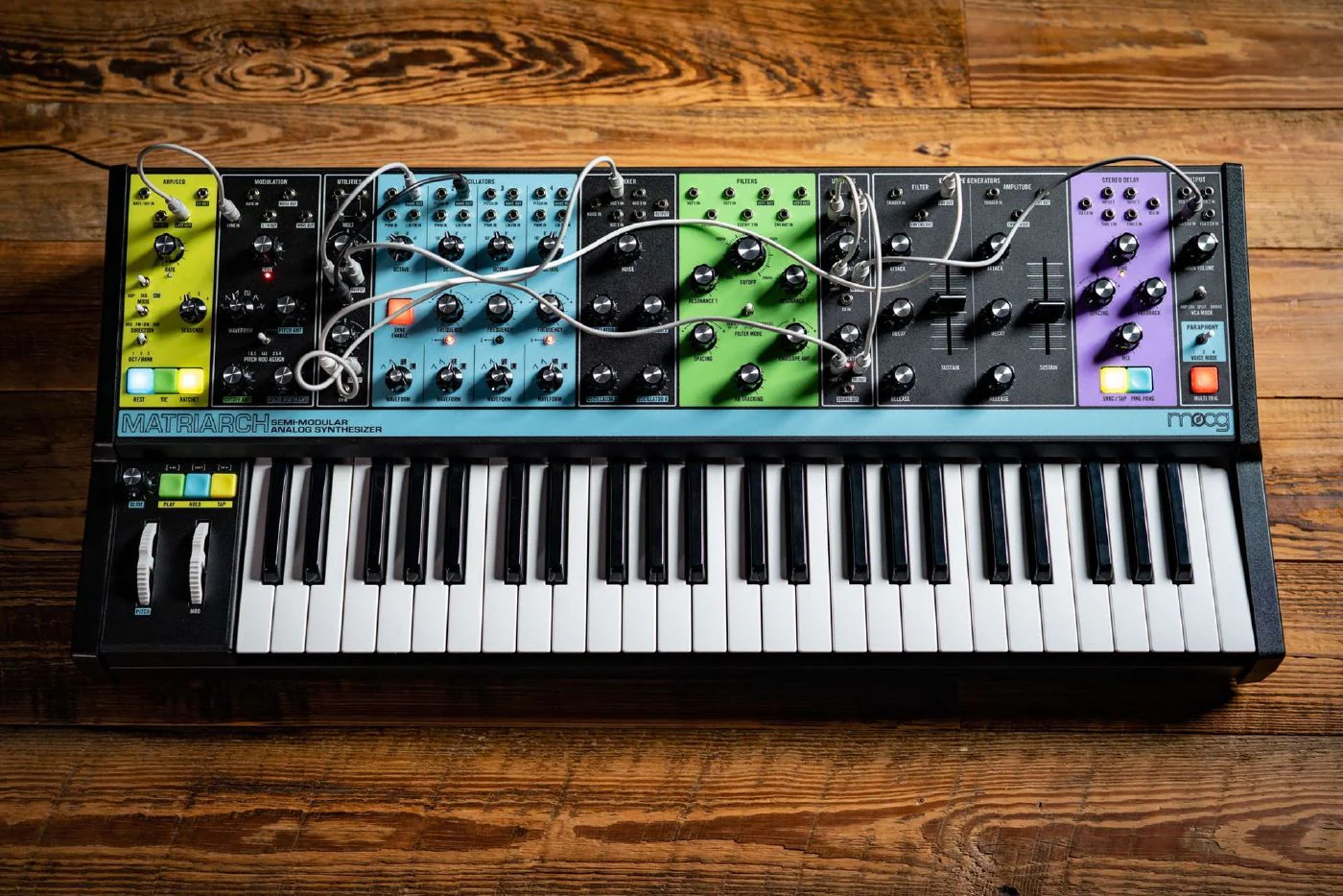 Moog Matriarch Semi-Modular Patchable 4-Note Paraphonic Analogue Synthesiser - Image 2