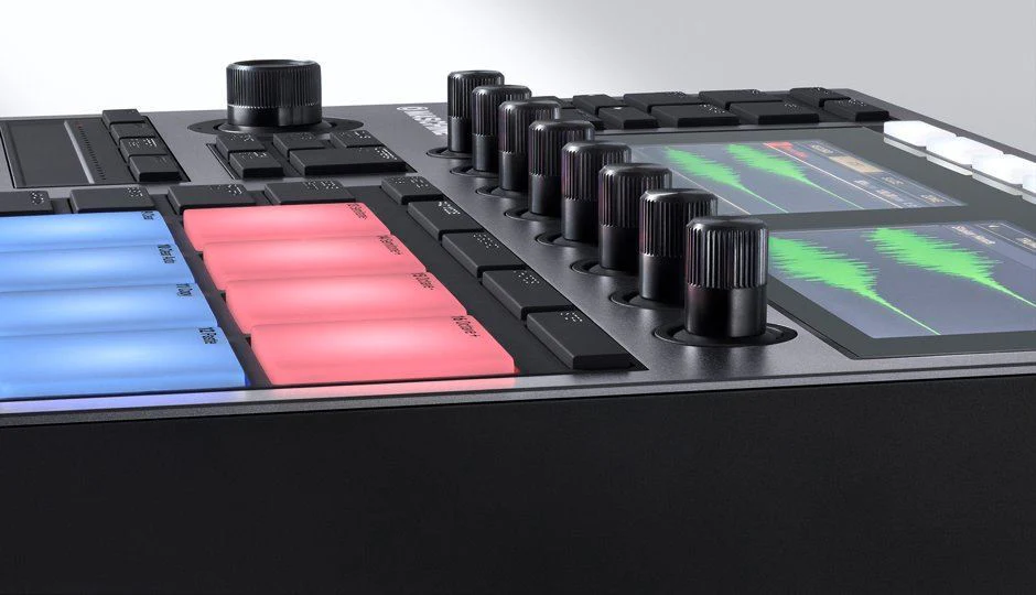Native Instruments Maschine Plus Standalone Production & Performance Instrument - Image 5