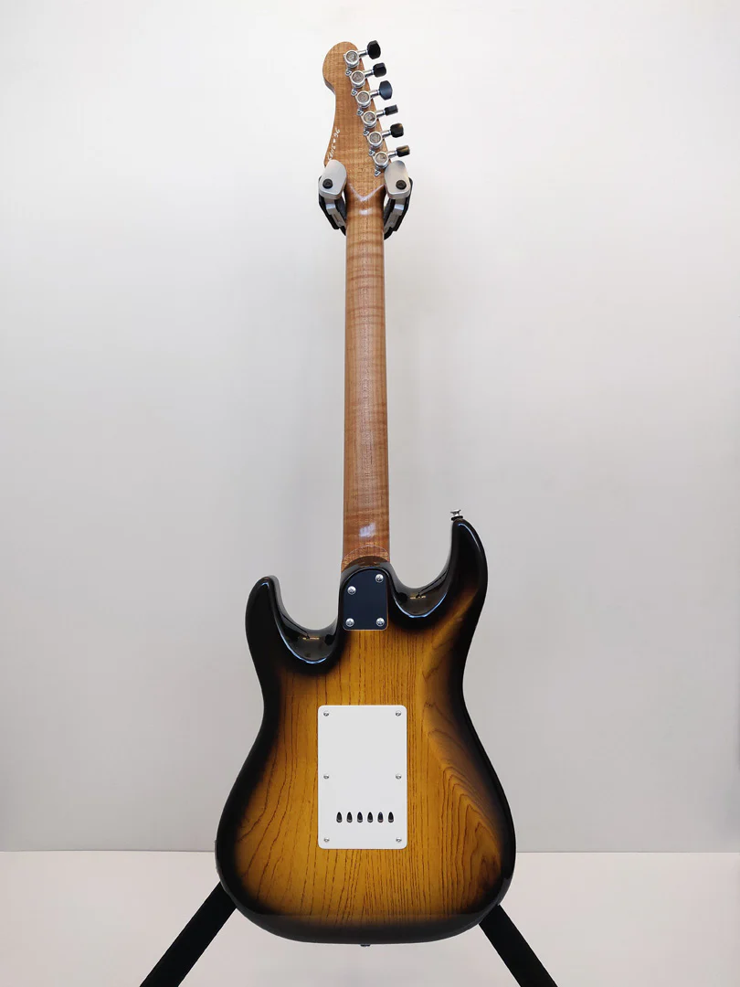 Patrick James Eggle 96-V-HSS-2-TSB Electric Guitar with Swamp Ash Body and 3A Roasted Flame Maple Neck - 2-Tone Sunburst - Image 3