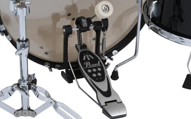 Pearl Roadshow 18 4 Piece Drum Kit with Hardware and Cymbals - Jet Black - Image 4