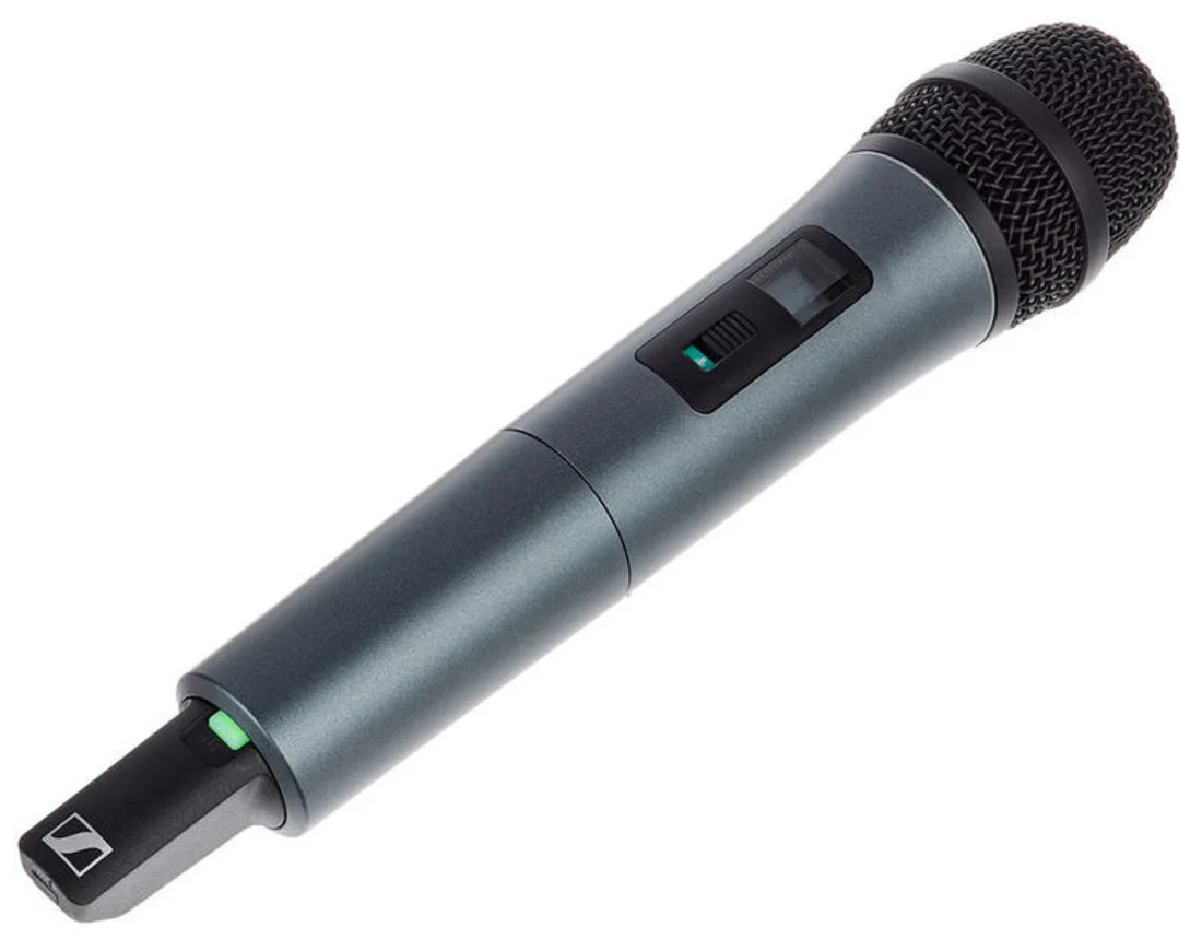 Sennheiser XSW 2-835-A Vocal Microphone Wireless System Set - Image 3