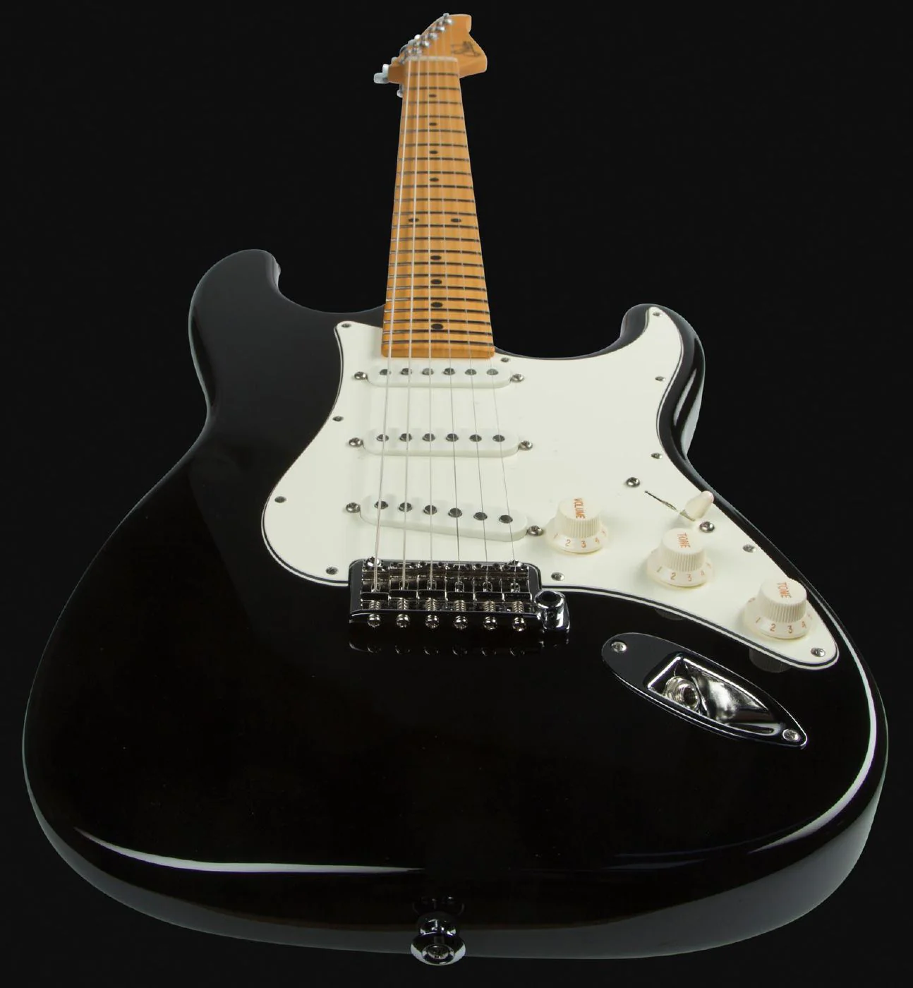 Suhr 01-CLS-0008 Classic S SSS Electric Guitar - Maple Fretboard - Black - Image 2