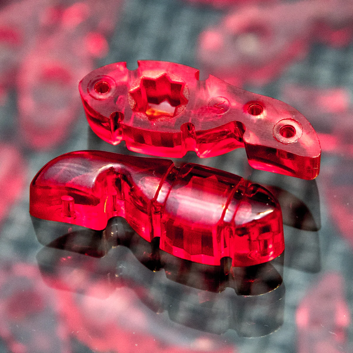 Tuner Fish Lug Locks Red 8 Pack - Image 2
