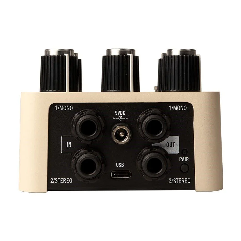 Universal Audio UAFX Astra Modulation Machine Guitar Effects Pedal - Image 2