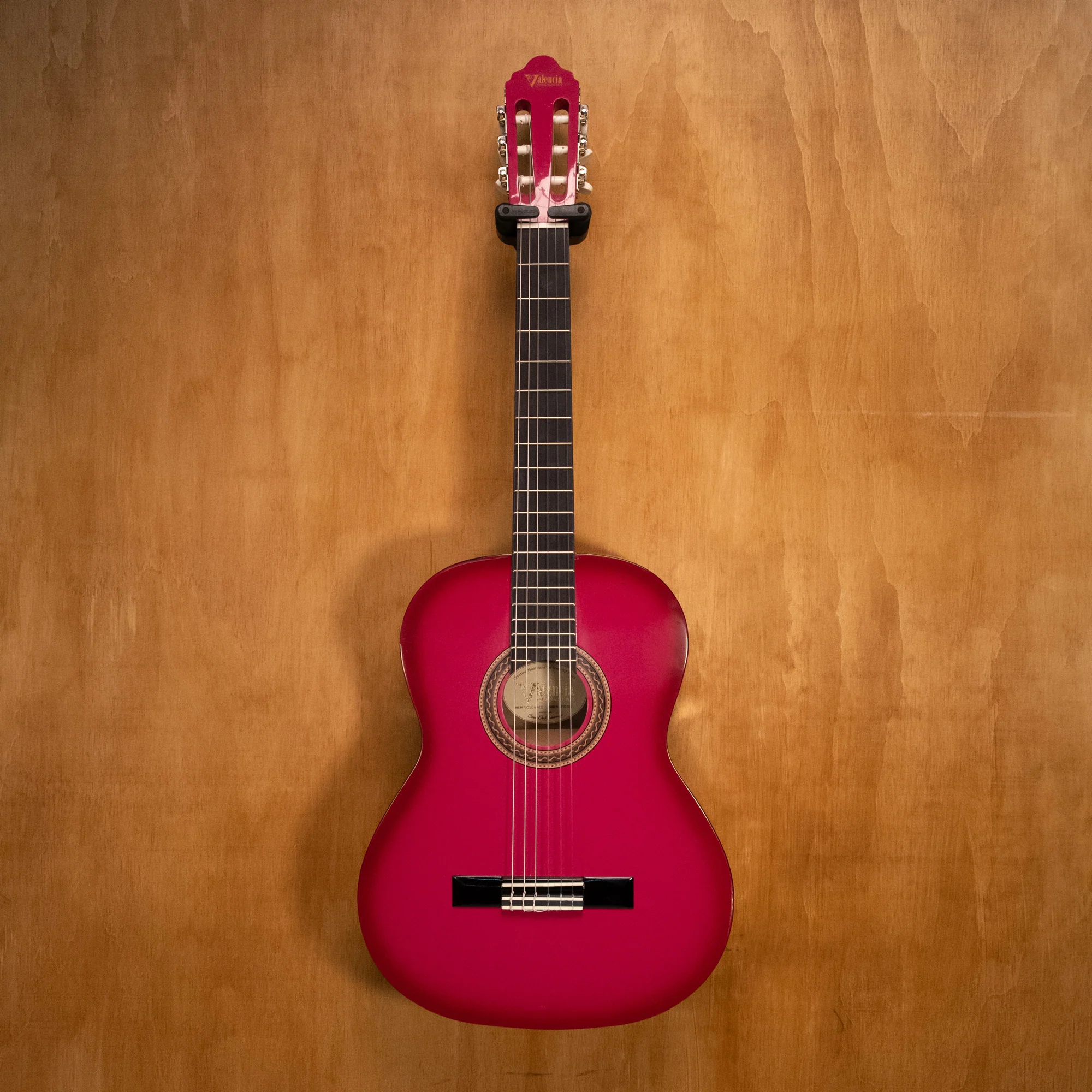 Valencia VC104 4/4 Classical Guitar in Pink Sunburst (793160) - Preloved