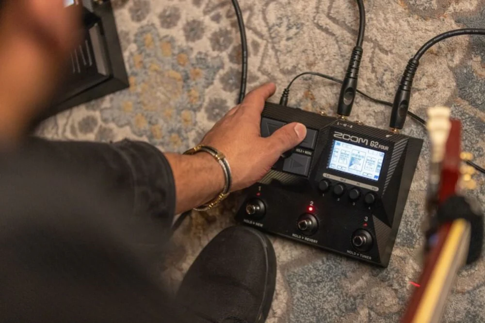 Zoom G2 FOUR Guitar Amp Modeler and Multi-Effects Pedal - Image 5